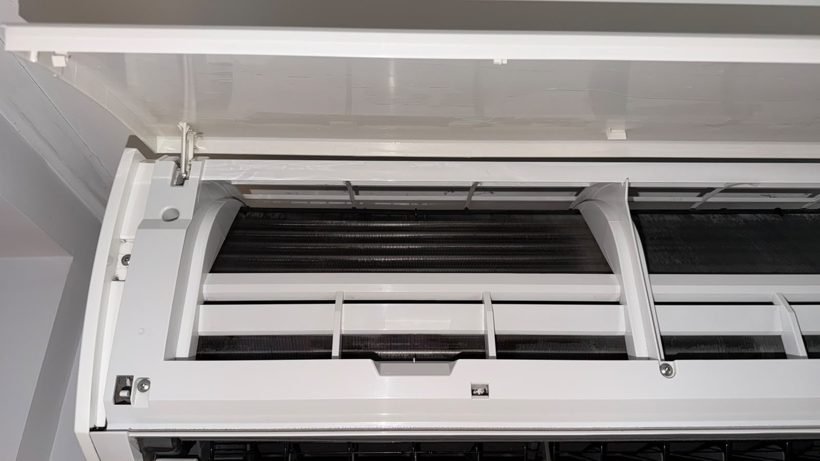 Mana Air heat pump cleaning work